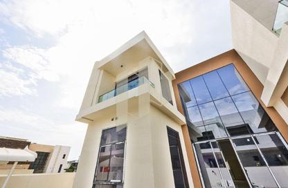 Villa - 5 Bedrooms - 6 Bathrooms for rent in Saadiyat Reserve - Saadiyat Island - Abu Dhabi