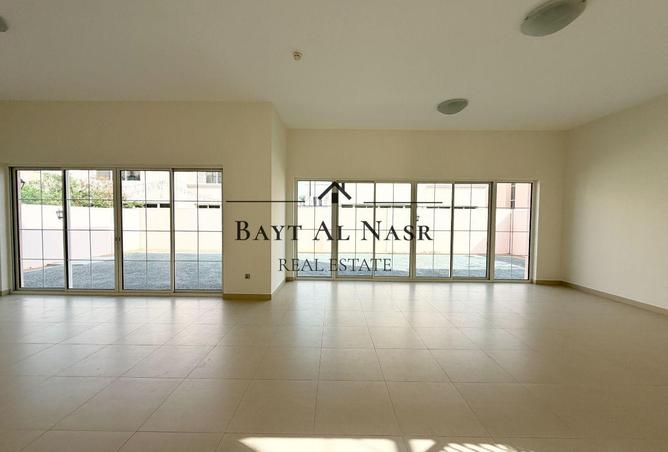 67438175 - Property Image 2