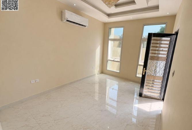 112831429 - Property Image 3