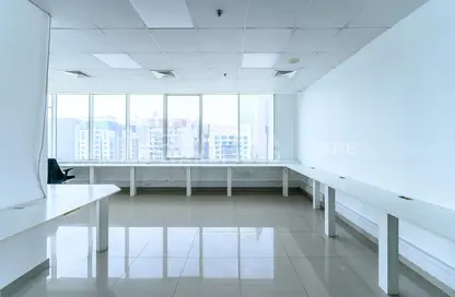مكتب - استوديو للايجار في كابيتال جولدن تاور - الخليج التجاري - دبي