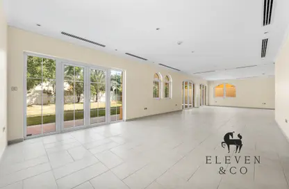Villa - 5 Bedrooms - 6 Bathrooms for rent in Jumeirah Park Homes - Jumeirah Park - Dubai