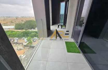 شقة - غرفة نوم - 2 حمامات للايجار في الطراز - حي نسيج - الجادة - الشارقة