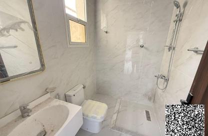 Apartment - 1 Bedroom - 2 Bathrooms for rent in Al Mowaihat 1 - Al Mowaihat - Ajman