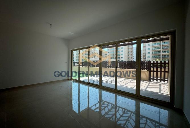 53982350 - صورة العقار 2