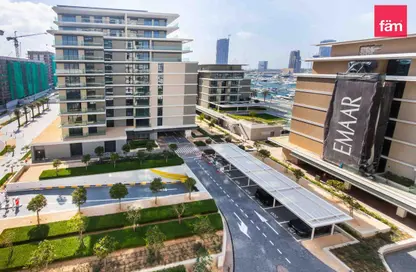 Apartment - 2 Bedrooms - 2 Bathrooms for sale in Seagate Building 1 - Seagate - Mina Rashid - Dubai