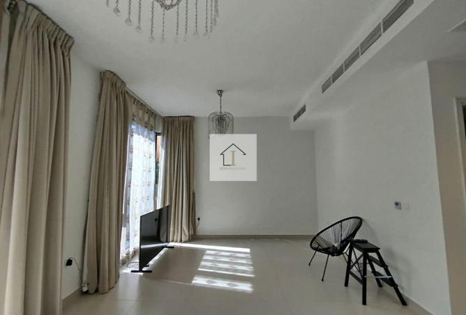 98248400 - Property Image 2