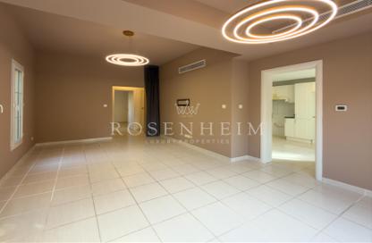 Villa - 3 Bedrooms - 3 Bathrooms for rent in Springs 2 - The Springs - Dubai