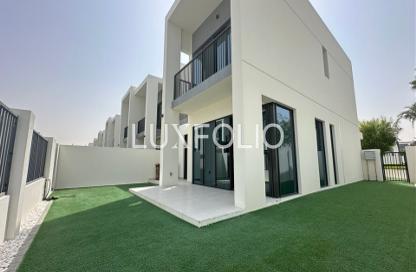 Townhouse - 4 - 3 for sale in Shams Townhouses - Town Square - Dubai