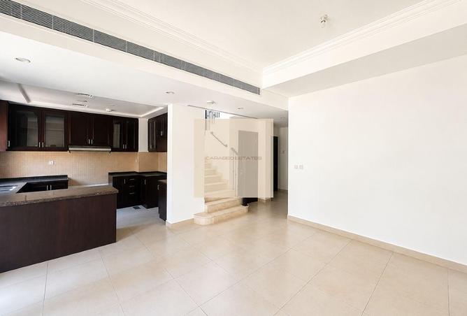 136992202 - Property Image 2
