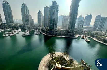 Apartment - 3 Bedrooms - 5 Bathrooms for rent in Marina Tower - Dubai Marina - Dubai