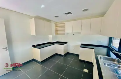 تاون هاوس - 5 غرف نوم - 4 حمامات للايجار في سيلفر سبرينجز - سيلفر سبرينغز - داماك هيلز - دبي