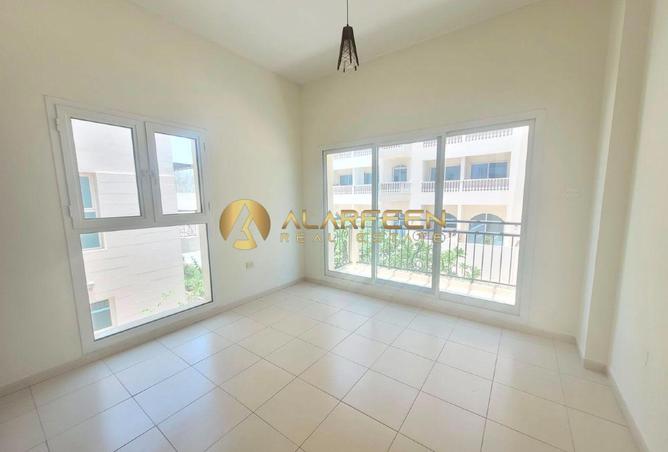 3BR+Maid | Modern Family Villa | Prime Location