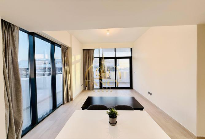 Rented | Pool and Boulevard | Modern Layout