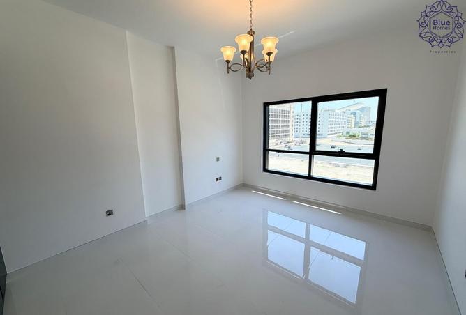 98257681 - Property Image 3