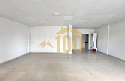 Shop - Studio - 1 Bathroom for rent in Building Z02 - England Cluster - International City - Dubai