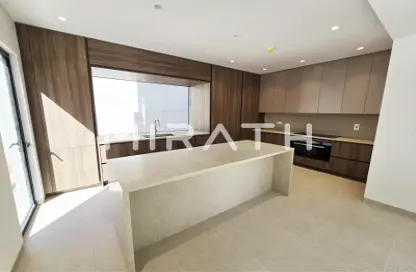 Villa - 5 Bedrooms - 5 Bathrooms for rent in Jumeirah 1 Villas - Jumeirah 1 - Jumeirah - Dubai