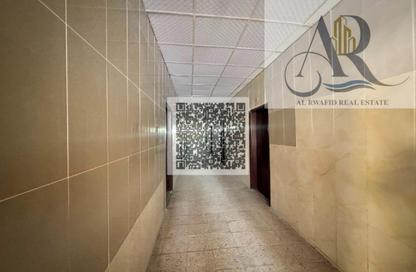 Labor Camp - Studio - 7+ Bathrooms for rent in SG 10 Building - Industrial Area 10 - Sharjah Industrial Area - Sharjah