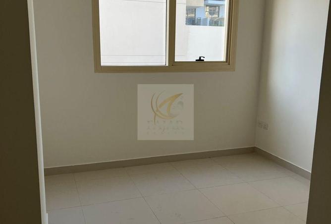 73845238 - الصورة الرئيسية للعقار