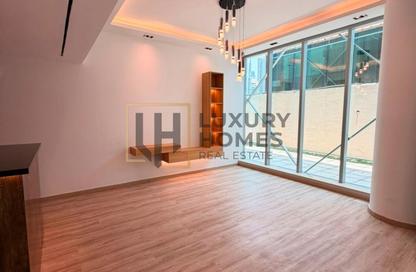 Apartment - 1 Bedroom - 2 Bathrooms for rent in Panoramic Tower - Dubai Marina - Dubai