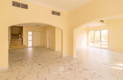 Villa - 5 - 5 for rent in Meadows 9 - Meadows - Dubai