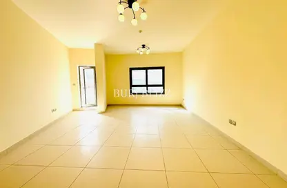 شقة - 2 غرف نوم - 3 حمامات للايجار في ساندوفال بارك ريزيدنس - منطقة 14 - قرية جميرا الدائرية - دبي