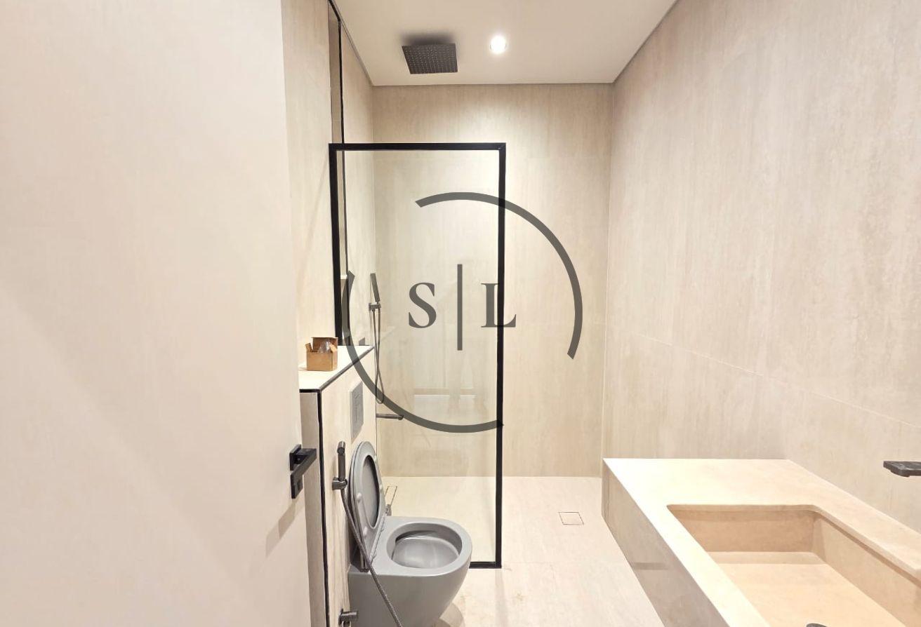 All Ensuite | 2 Fitted Kitchen | Covered Parking photo 29