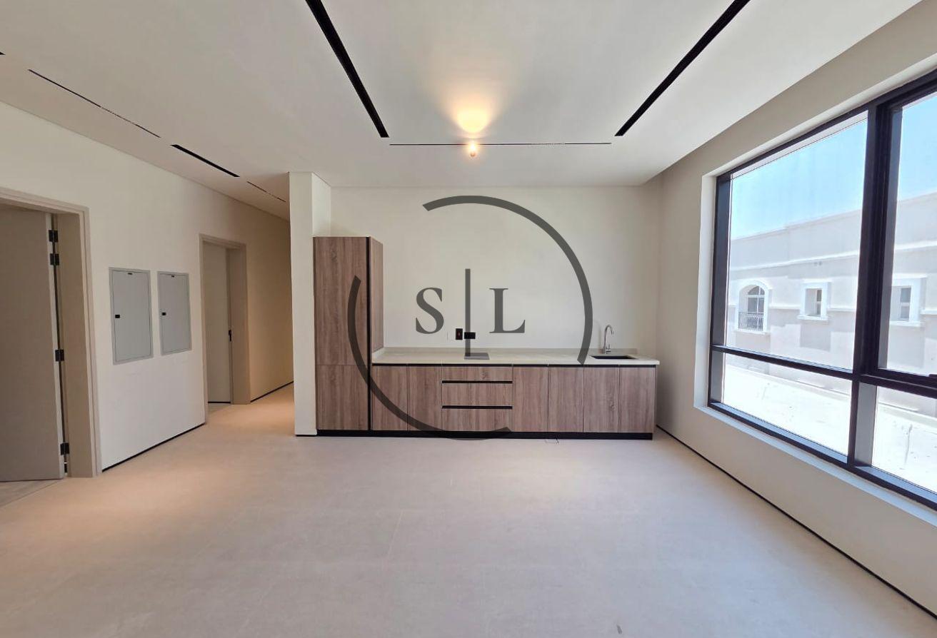All Ensuite | 2 Fitted Kitchen | Covered Parking photo 23