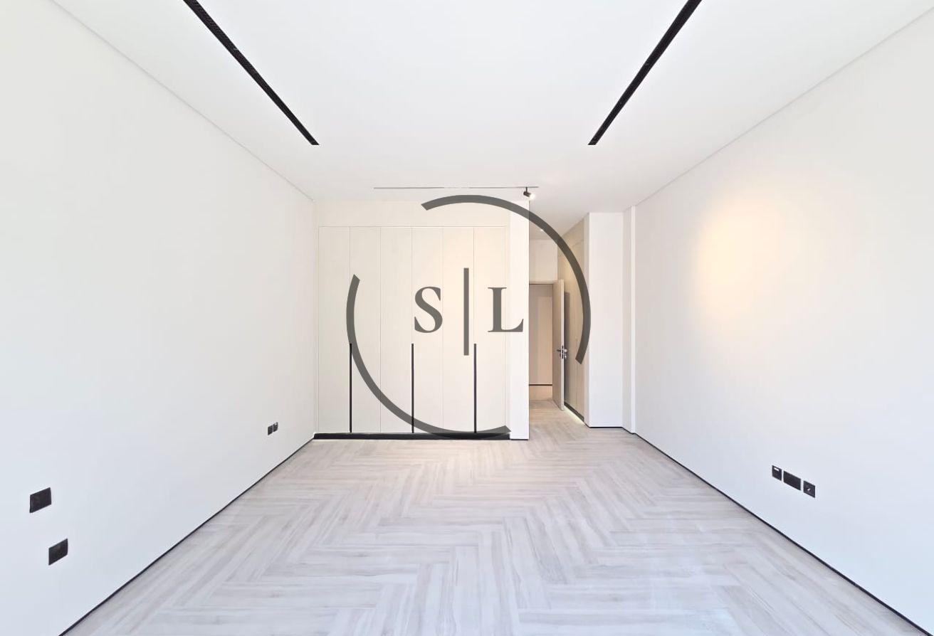 All Ensuite | 2 Fitted Kitchen | Covered Parking photo 5