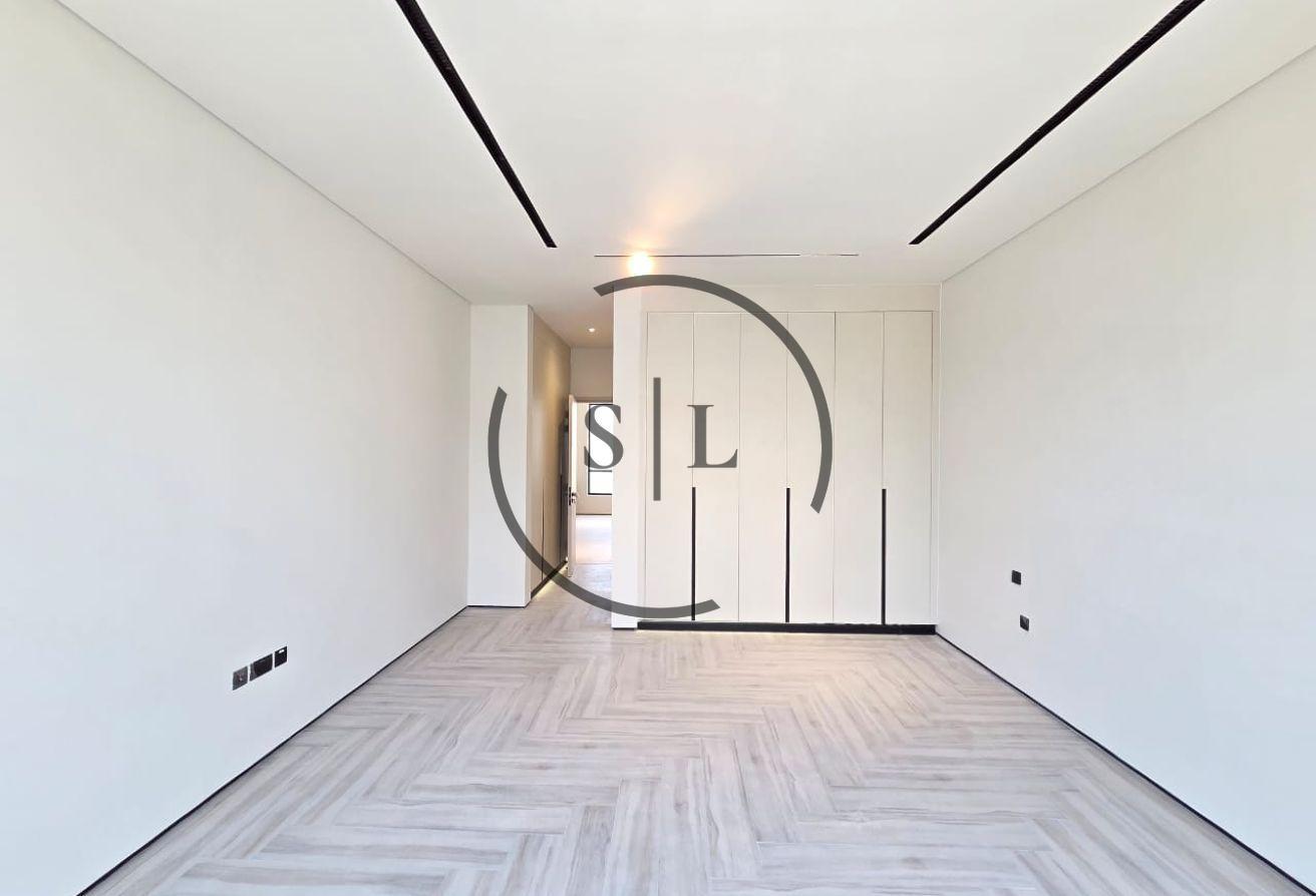 All Ensuite | 2 Fitted Kitchen | Covered Parking photo 16
