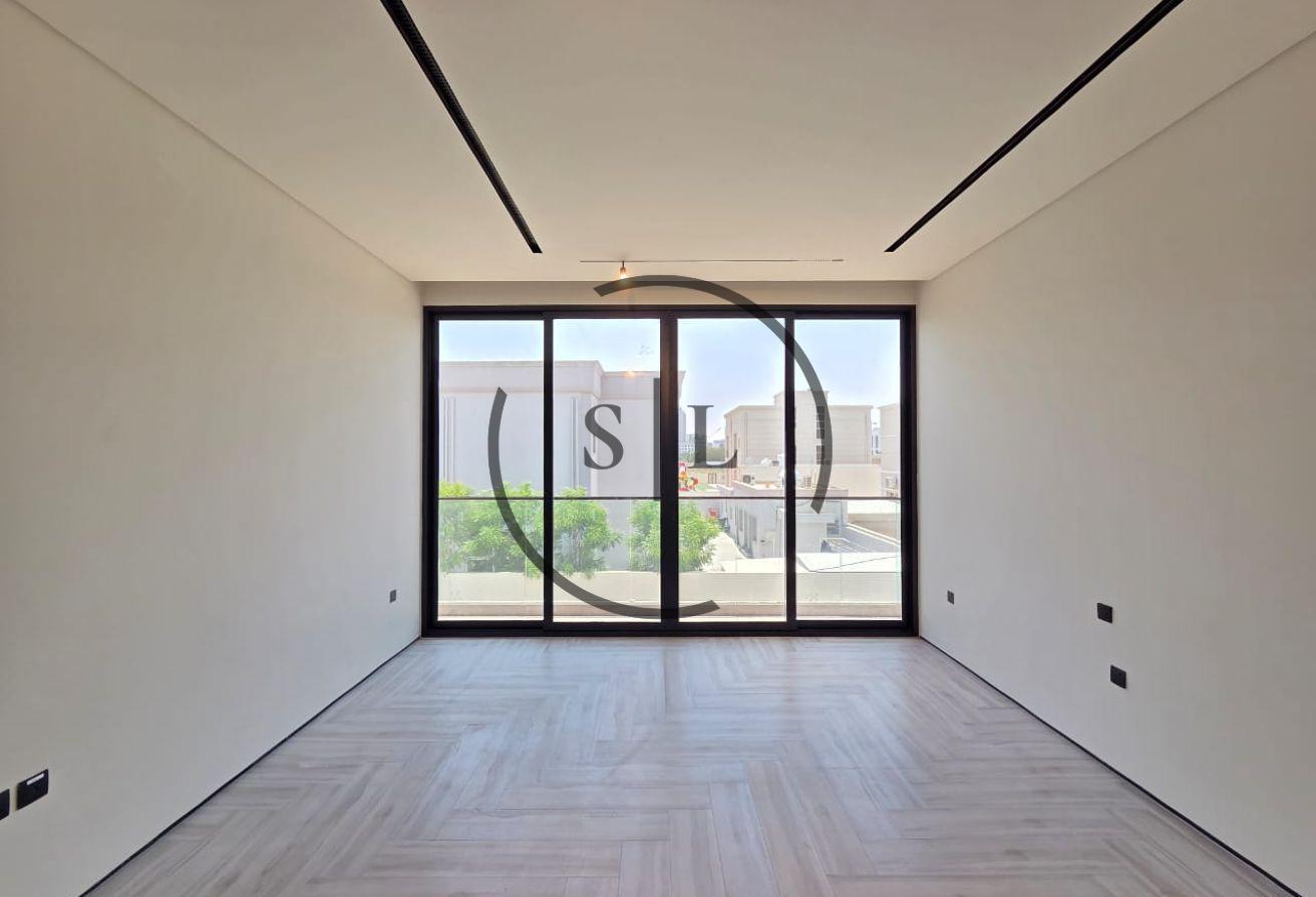All Ensuite | 2 Fitted Kitchen | Covered Parking photo 17