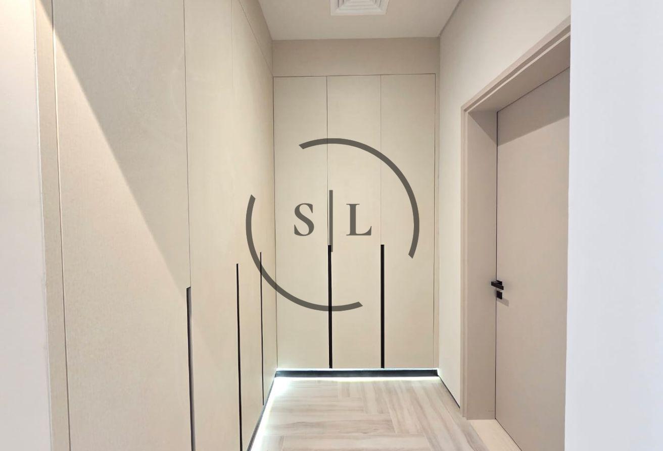 All Ensuite | 2 Fitted Kitchen | Covered Parking photo 14