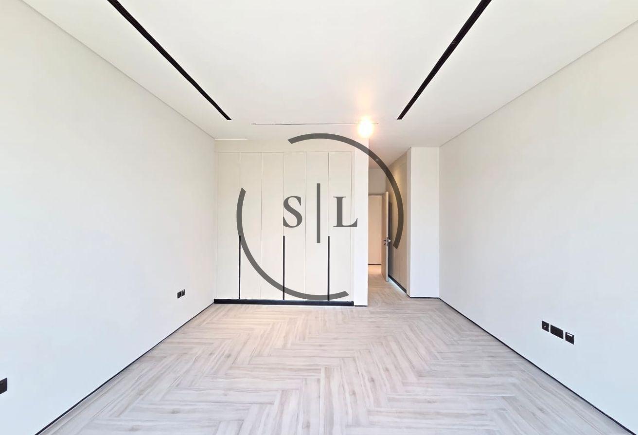 All Ensuite | 2 Fitted Kitchen | Covered Parking photo 15