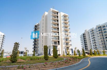 Apartment - 1 Bedroom - 1 Bathroom for rent in Waters Edge - Yas Island - Abu Dhabi