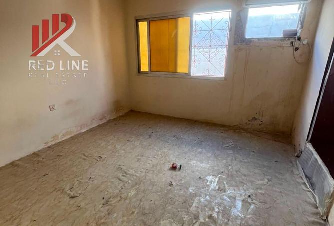 101988377 - Property Image 2