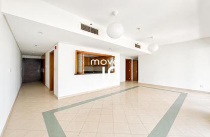 Apartment - 2 Bedrooms - 2 Bathrooms for rent in Golf Tower 1 - Golf Towers - The Views - Dubai