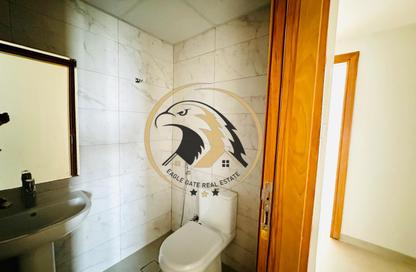 Apartment - 2 - 3 for rent in AlFalah - Muwaileh Commercial - Sharjah