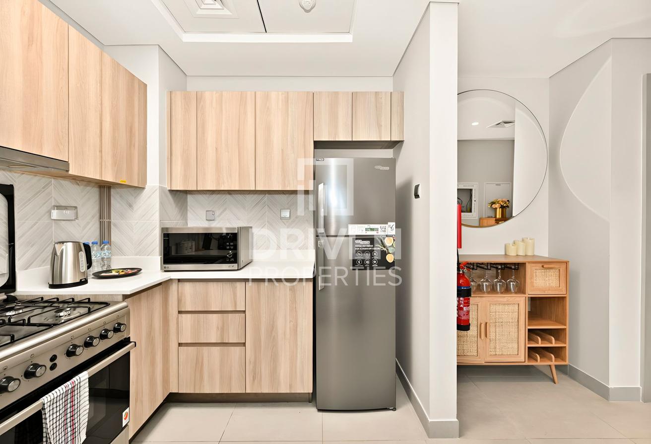 Spacious | Furnished | Corner Unit | Large Terrace photo 18