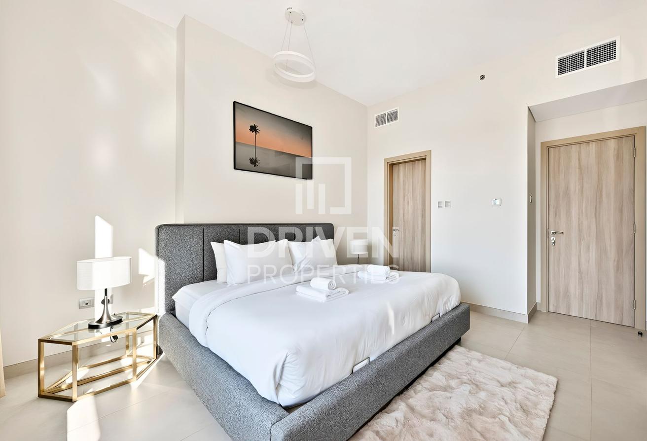 Spacious | Furnished | Corner Unit | Large Terrace photo 8