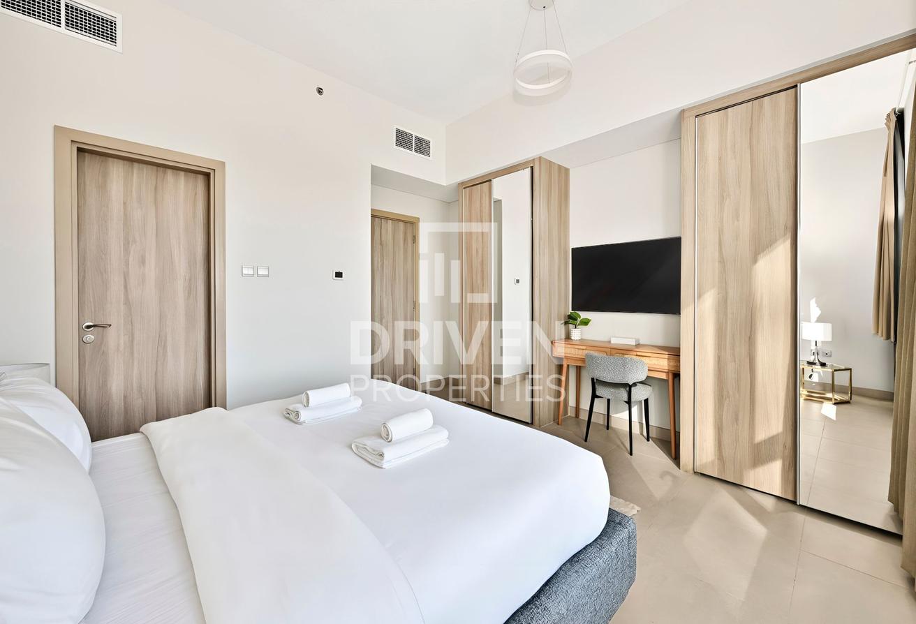 Spacious | Furnished | Corner Unit | Large Terrace photo 14
