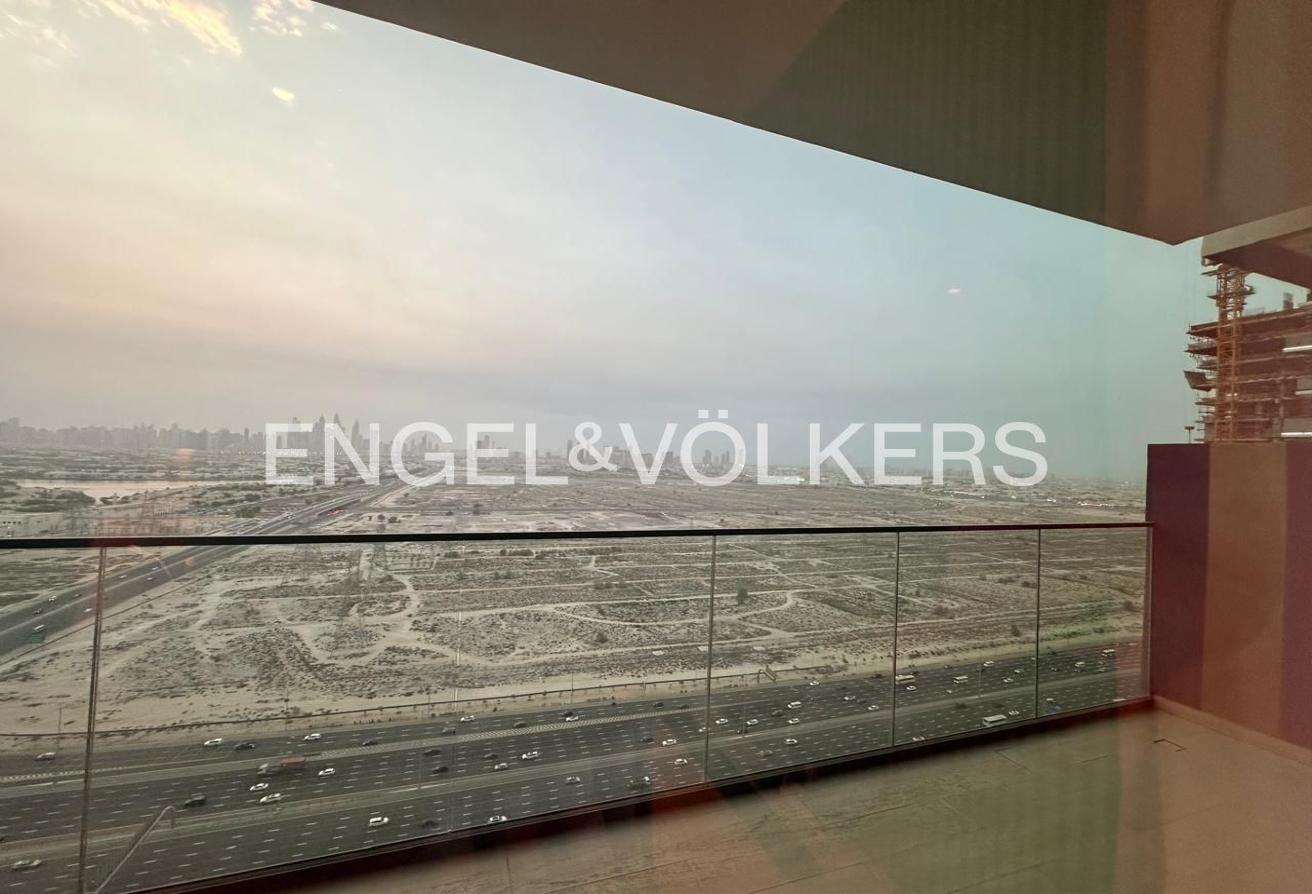 Furnished | High Floor | Vacant photo 9