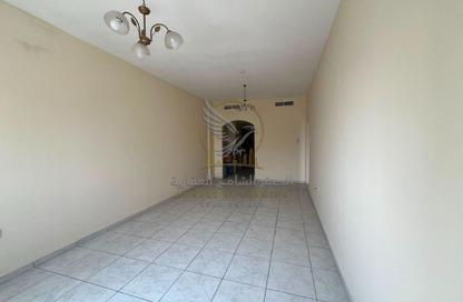 Apartment - 1 Bedroom - 2 Bathrooms for rent in Al Mahatta - Al Qasimia - Sharjah