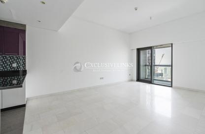 Apartment - 1 - 2 for rent in Cayan Tower - Dubai Marina - Dubai