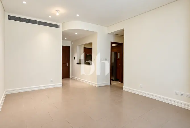 162802443 - Property Image 3