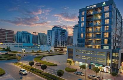 Apartment - 3 Bedrooms - 5 Bathrooms for rent in Haas Building - Jumeirah Garden City - Al Satwa - Dubai