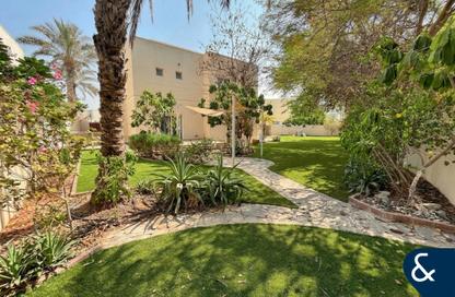 Villa - 4 - 4 for sale in Meadows 9 - Meadows - Dubai