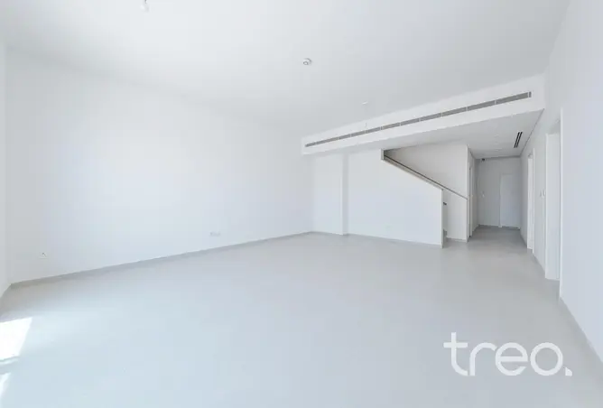 100823137 - Property Image 3