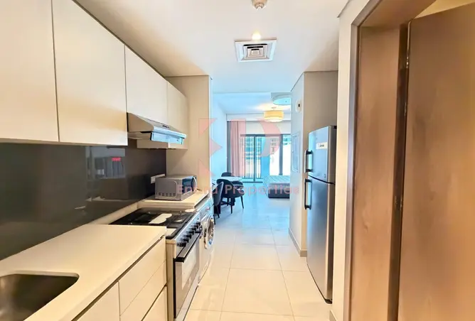 98703193 - Property Image 2