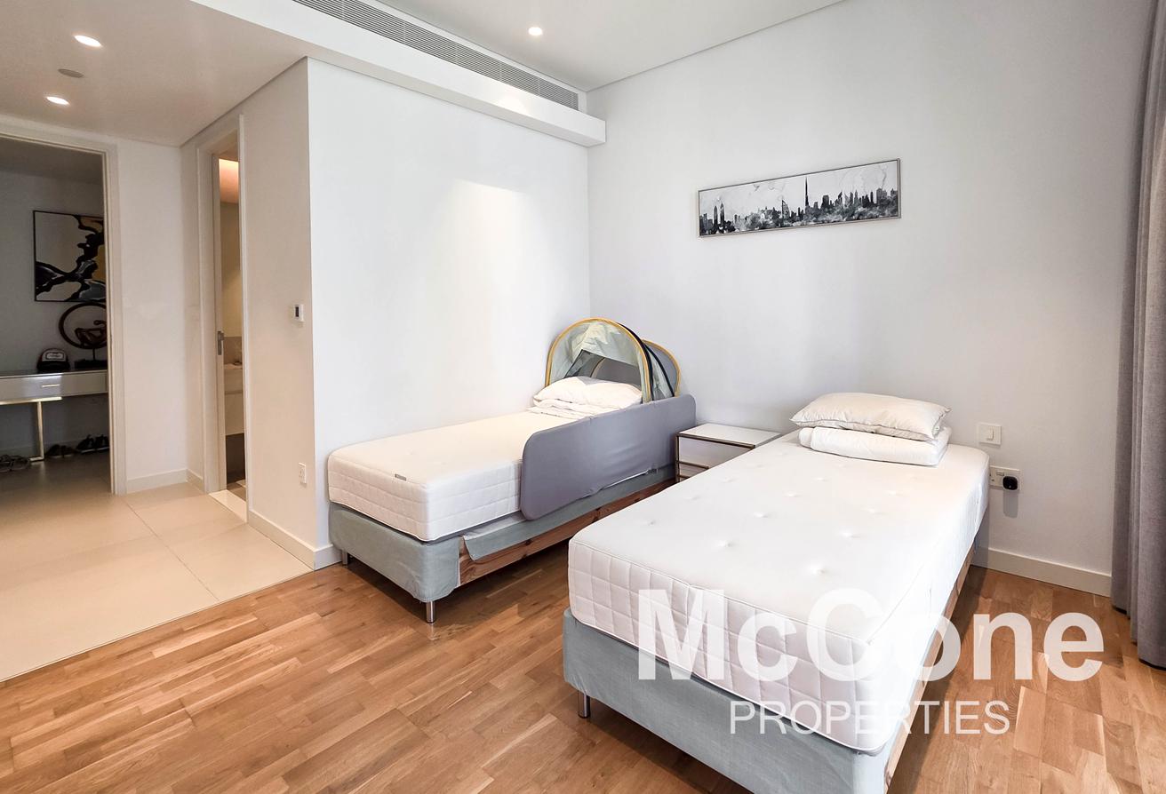 Fully Furnished | Garden View | Vacant photo 11