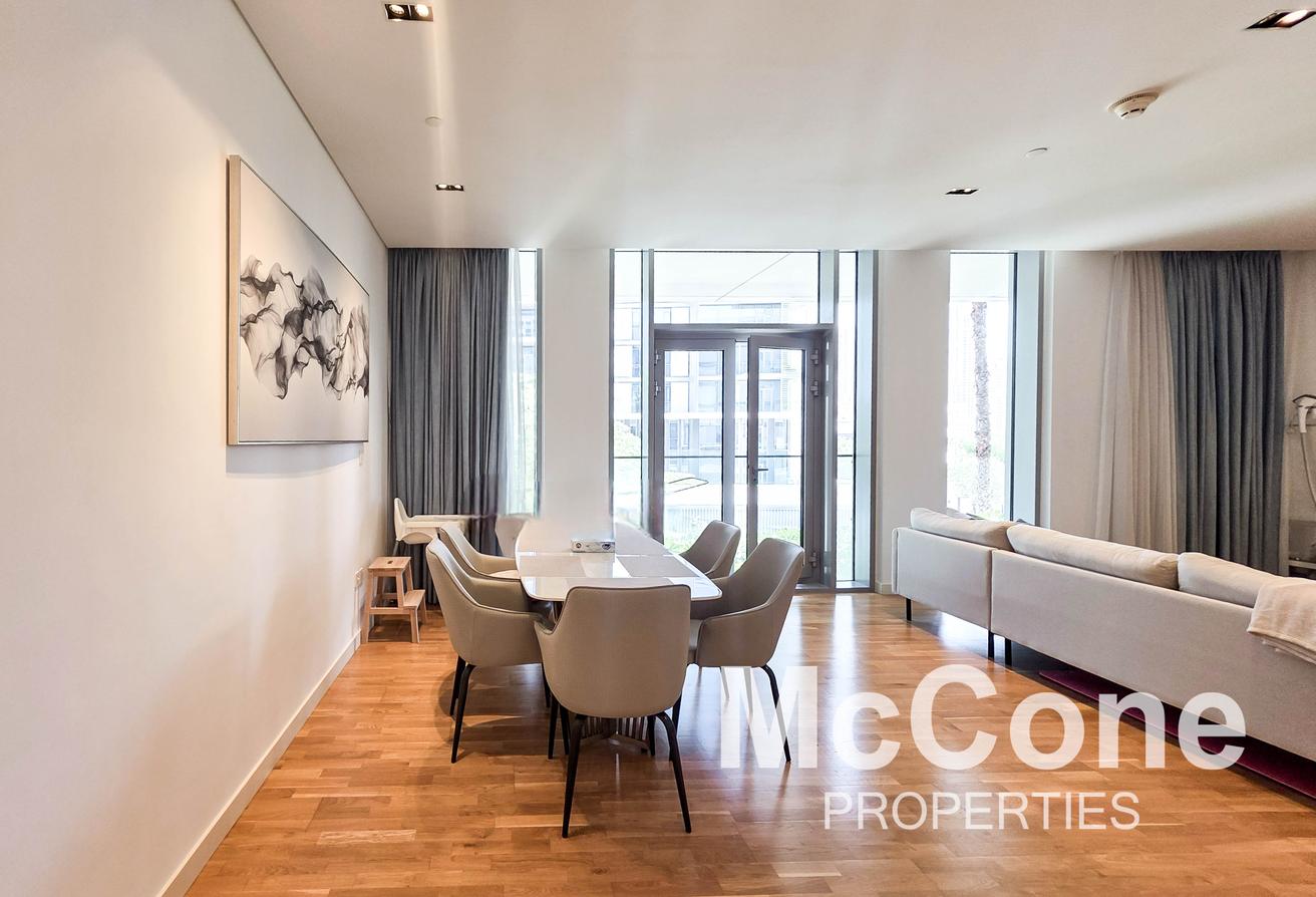 Fully Furnished | Garden View | Vacant photo 5