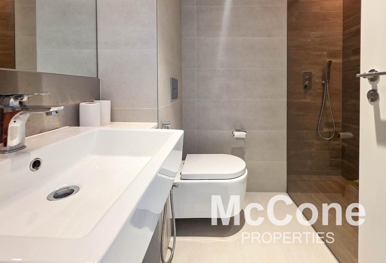 Fully Furnished | Garden View | Vacant photo 12